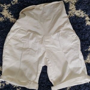 Maternity shorts